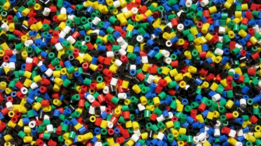 Can You Find The Pen Among The Plastic Beads Within 15 Seconds? Explanation And Solution To The Optical Illusion