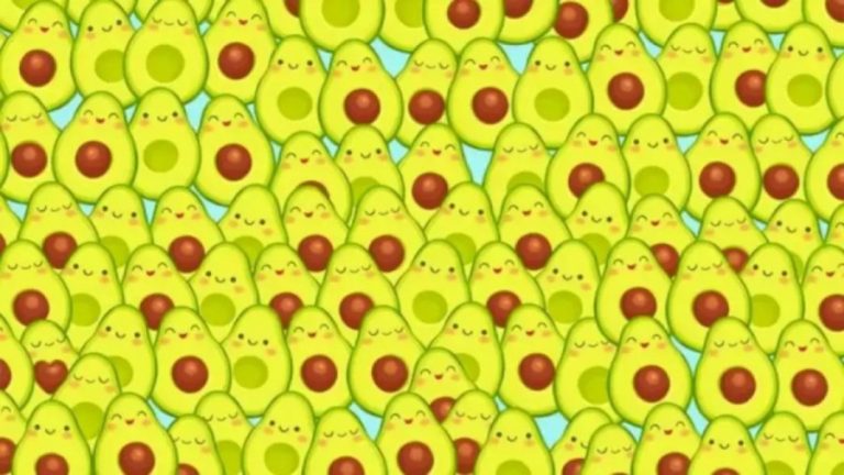 Optical Illusion: There is an Avocado with a Heart Shaped Pit. If You Have Hawk Eyes Spot it in 10 Seconds