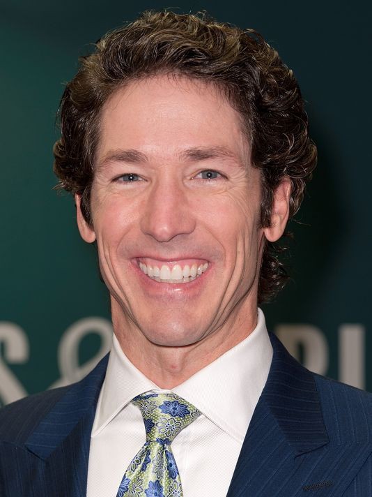 Joel Osteen Biography: Age, Net Worth, Spouse, Parents, Siblings, Children, Career, Books, Awards