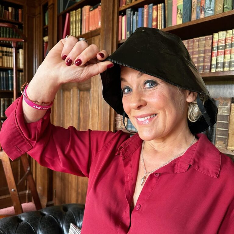 Sarah Beeny Biography: Age, Net Worth, Parents, Instagram, Height, Wiki, Siblings, Spouses, Children