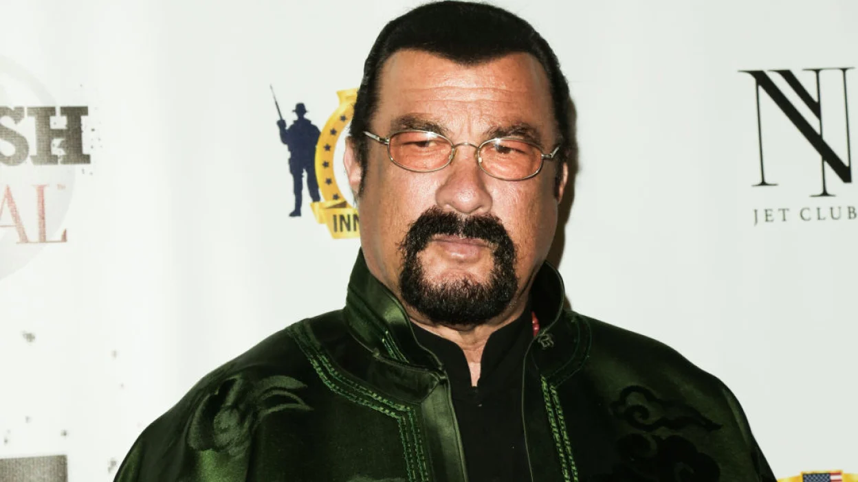 Steven Seagal Biography: IMDb, Age, Net Worth, Facebook, Wikipedia, Height, Instagram, Movies and TV Shows, Children, Wife