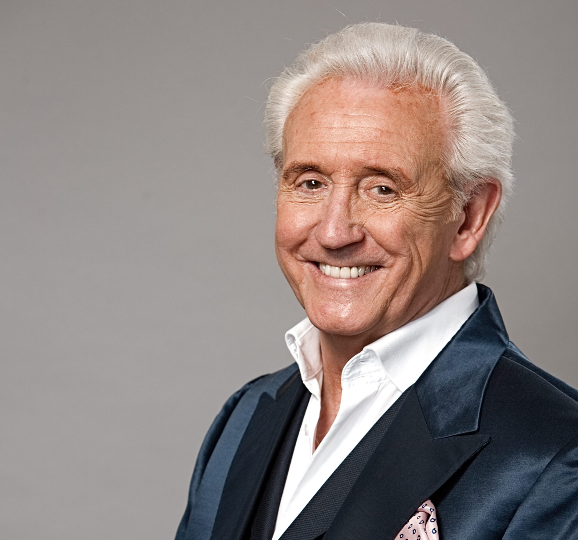 Tony Christie Biography: Age, Net Worth, Instagram, Spouse, Height, Wiki, Parents, Siblings, Children