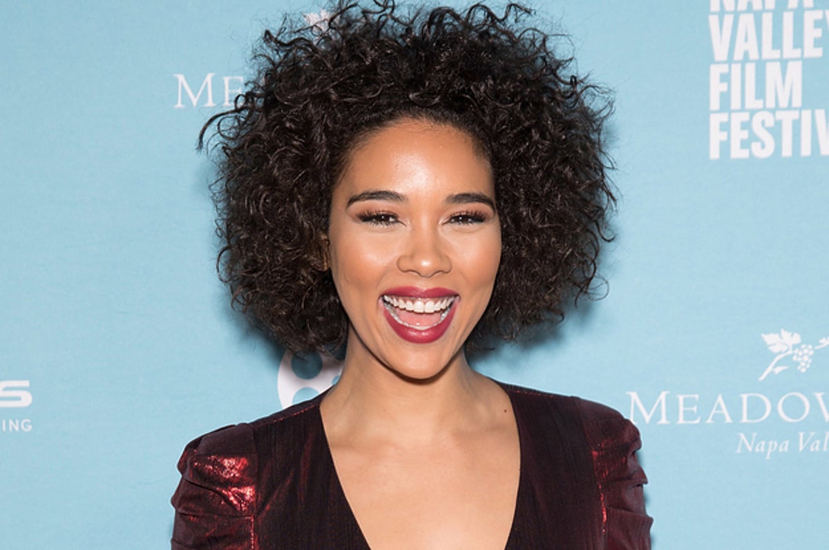 Alexandra Shipp Biography: Age, Net Worth, Husband, Instagram, Wiki, Movies, Pictures