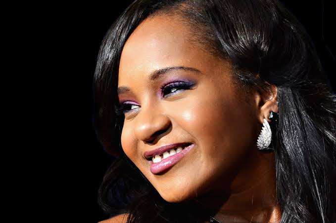 Bobbi Kristina Brown Biography: Age, Net Worth, Instagram, Spouse, Height, Wiki, Parents, Siblings, Awards, Songs, Death