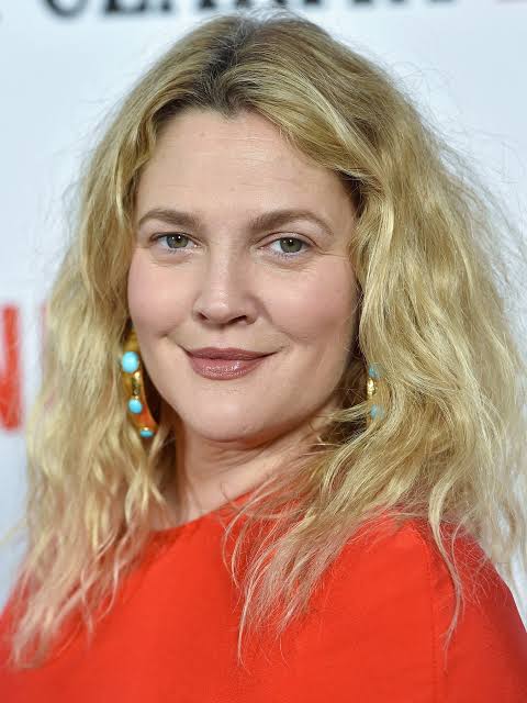 Drew Barrymore Biography: Age, Net Worth, Height, Instagram, Wiki, Parents, Spouse, Siblings, Awards, Movies