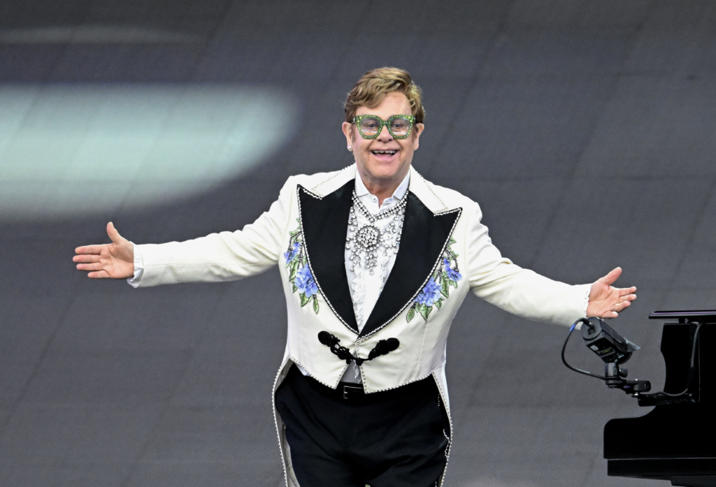 Elton John Biography: Wife, Age, Net Worth, Parents, Height, Nationality, Awards, Songs