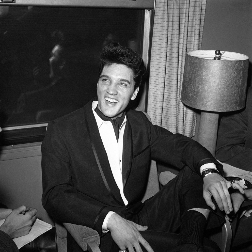Elvis Presley Biography: Age, Net Worth, Songs, Wiki, Wife, Children, Death