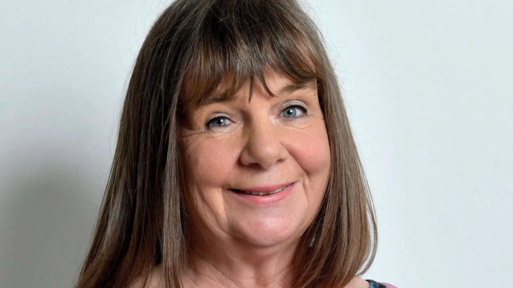 Julia Donaldson Biography: Age, Net Worth, Parents, Siblings, Awards, Wikipedia, Books, Movies