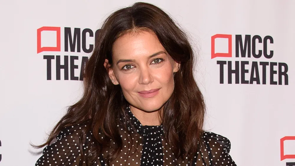 Katie Holmes Biography: Movies, Husband, Net Worth, Age, Children, Parents, Partner, Nationality