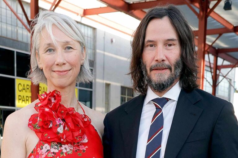 Keanu Reeves' Girlfriend Alexandra Grant Biography: Books, Age, Husband, Photos, Children, Height