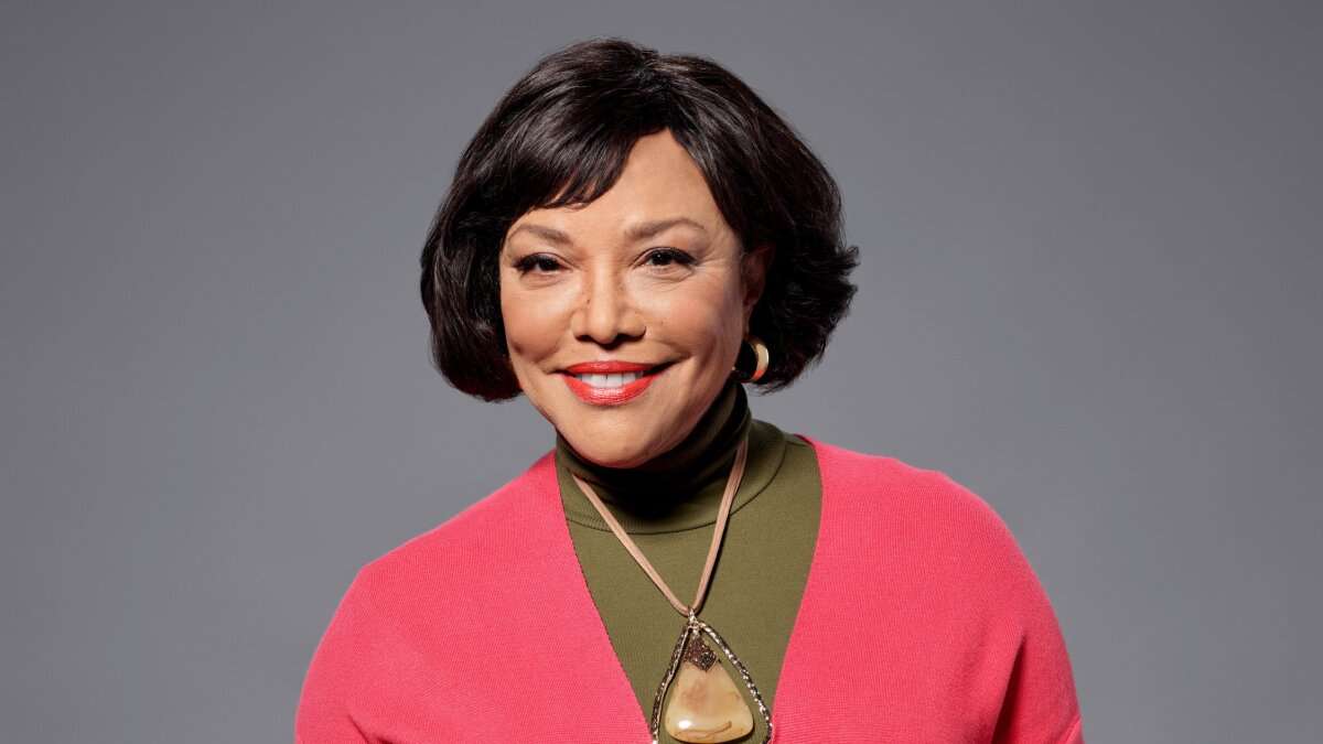 Lynn Whitfield Biography: Instagram, Age, Net Worth, Children, Parents, Wiki, Movies and TV Shows