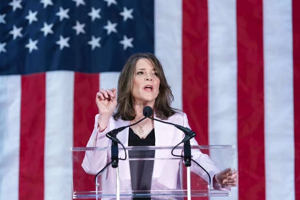 Marianne Williamson Biography: Age, Husband, Net Worth, Daughter, Poems, Quotes, Parents, Family