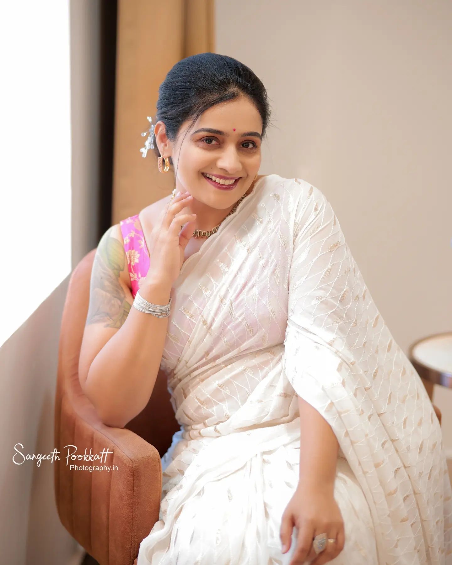 Meera Vasudevan Biography: Age, Net Worth, Height, Husband, Children, Parents, Siblings, Movies, Awards, Instagram, Wiki