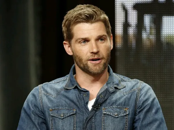 Mike Vogel Biography: Movies, Children, Age, Net Worth, Height, Wiki, Wife. TV Shows