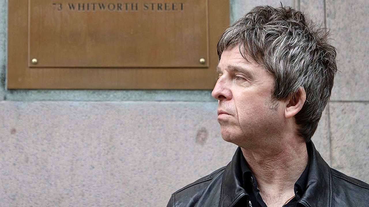 Noel Gallagher Biography: Net Worth, Songs, Wife, Children, Wiki, Photos