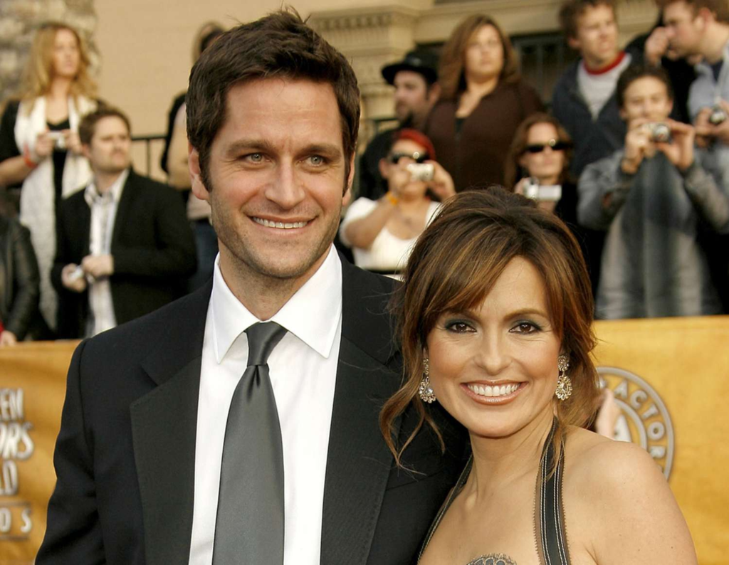 Peter Hermann Biography: Movies, Age, TV Shows, Parents, Height, Children, Siblings, Net Worth, Wife
