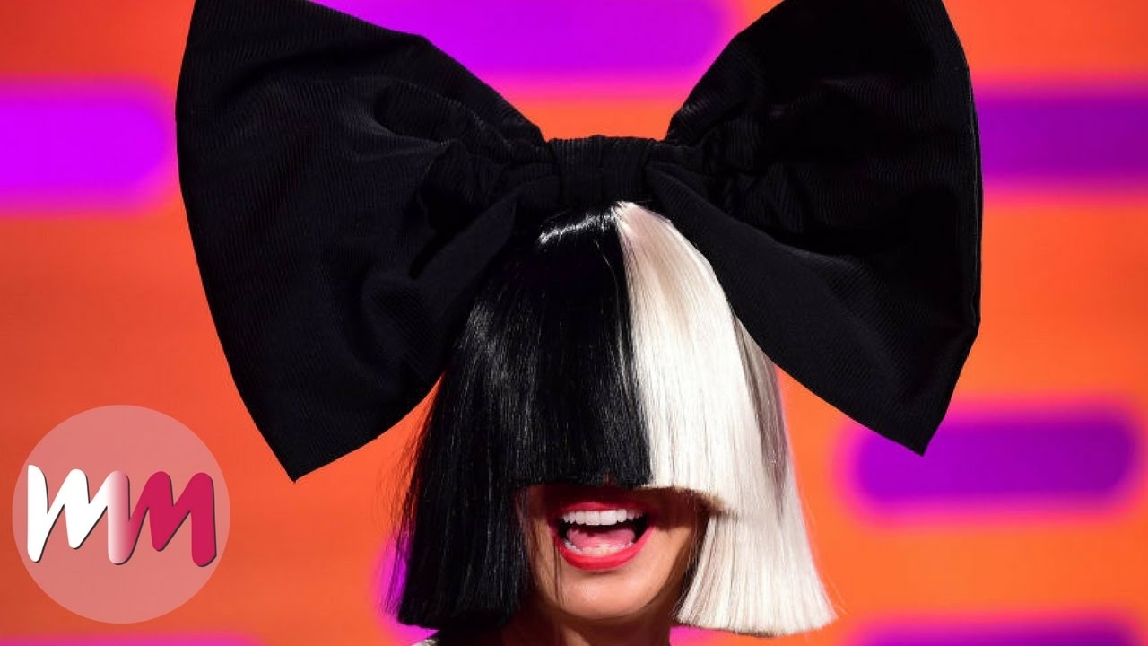 SIA Biography: Real Name, Songs, Age, Net Worth, Instagram, Spouse, Height, Awards