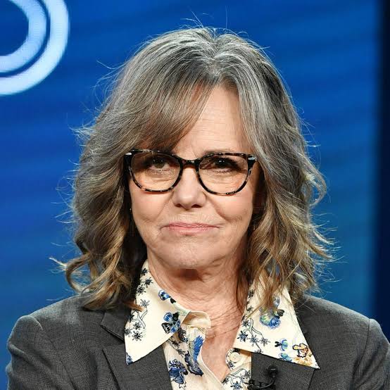 Sally Field Biography: Age, Net Worth, Instagram, Spouse, Height, Wiki, Parents, Siblings, Children, Awards, Movies