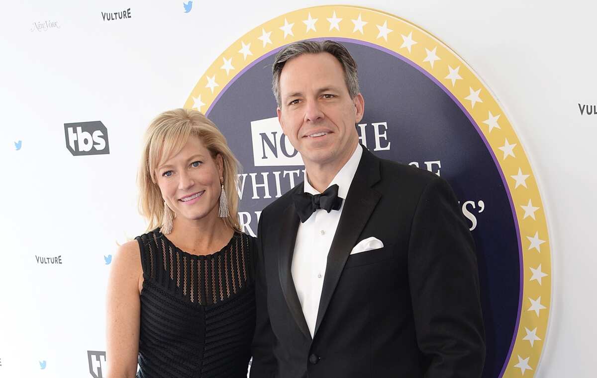 Who is Jake Tapper's wife?  Jennifer Marie Brown Biography: Children, Age, Height, Net Worth, Family, Wiki