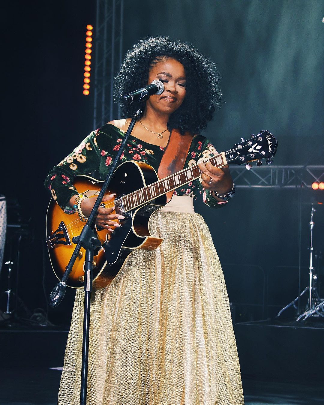 Zahara Biography: Real Name, Age, Songs, Net Worth, Husband, Instagram, Meaning, Pictures