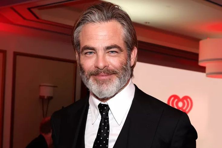 Chris Pine Biography: Age, Net Worth, Wife, Children, Parents, Siblings, Career, Movies, TV Shows, Awards, Wiki, Images