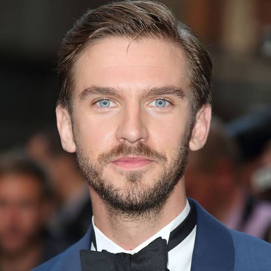 Dan Stevens Biography: Age, IMDb, Wife, Movies, Parents, Siblings, Career, Children, TV Shows, Awards, Net Worth, Pictures