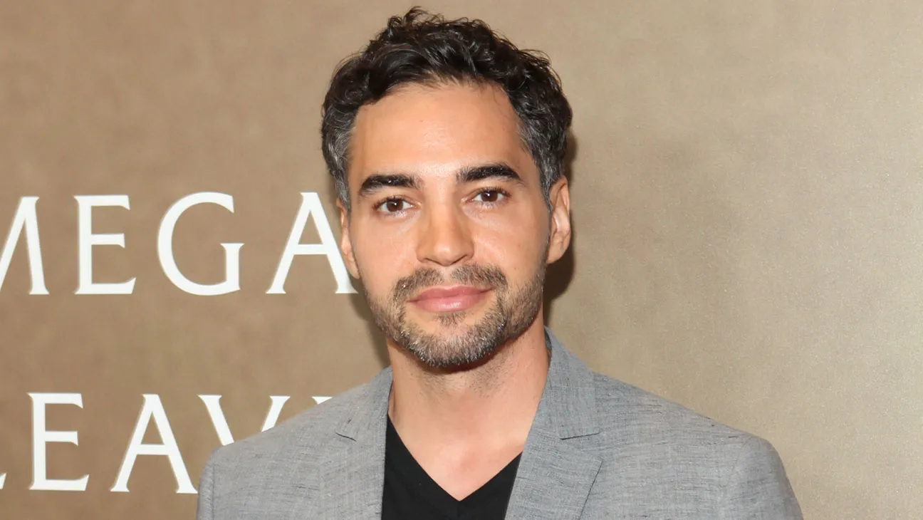 Ramon Rodriguez Biography: Age, Wife, Parents, Net Worth, Movies, Girlfriend, Instagram, Height, TV Shows