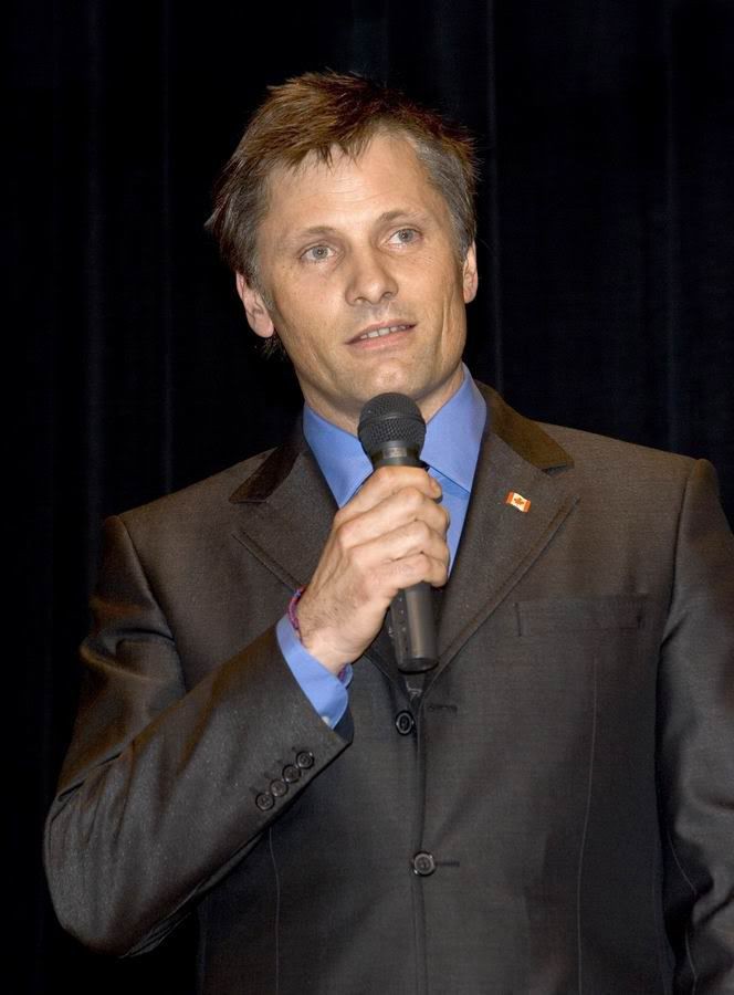 Viggo Mortensen Biography: Age, Net Worth, Wife, Children, Parents, Siblings, Career, Movies, Songs, Awards, Wiki, Pictures