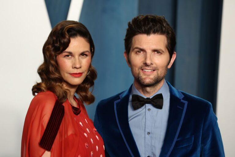 Adam Scott's Wife Naomi Sablan Biography: Children, Age, Wiki, Husband, Net Worth, Height, TV Shows