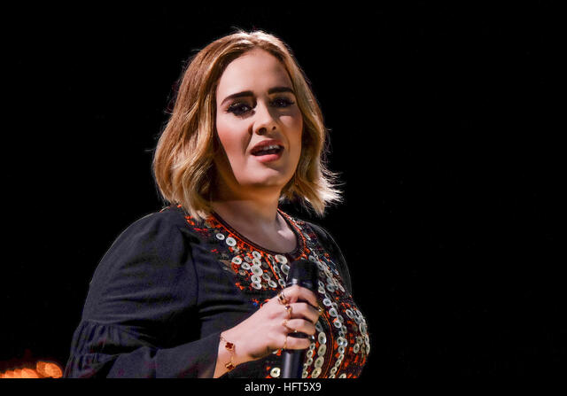 Adele Biography: Grammy Awards, Songs, Age, Husband, Net Worth, News, Children, Parents, Real Name