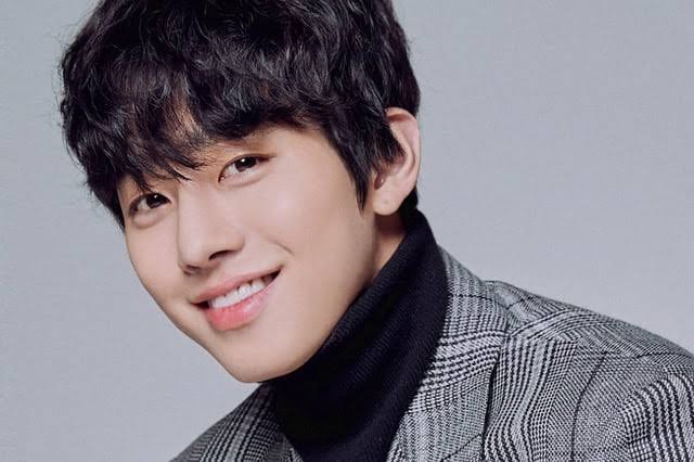 Ahn Hyo Seop Biography: Age, Net Worth, Girlfriend, Siblings, Career, Movies, Songs, Awards, Parents, Ethnicity, Wiki, Height