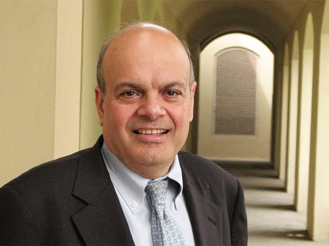 Ajit Jain Biography: Age, Net Worth, Nationality, Spouse, Height, Wiki, Social Media, Profession, Business