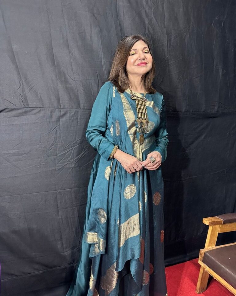 Alka Yagnik Biography: Husband, Songs, Age, Daughter, Net Worth, Awards, Height, Family, Wiki