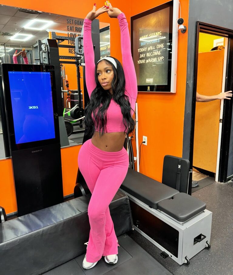 Ashley Burgos, Daughter of Bernice Burgos Biography: Age, Father, Net Worth, Boyfriend, Children, Instagram