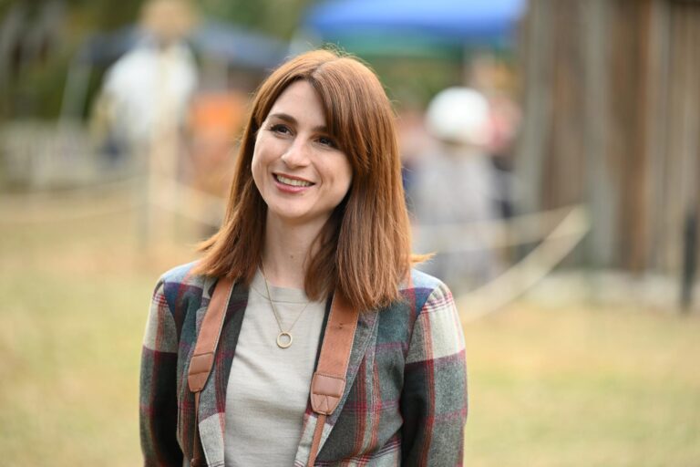 Aya Cash Biography: Husband, Age, Movies, Net Worth, Parents, TV Shows, Children, Instagram