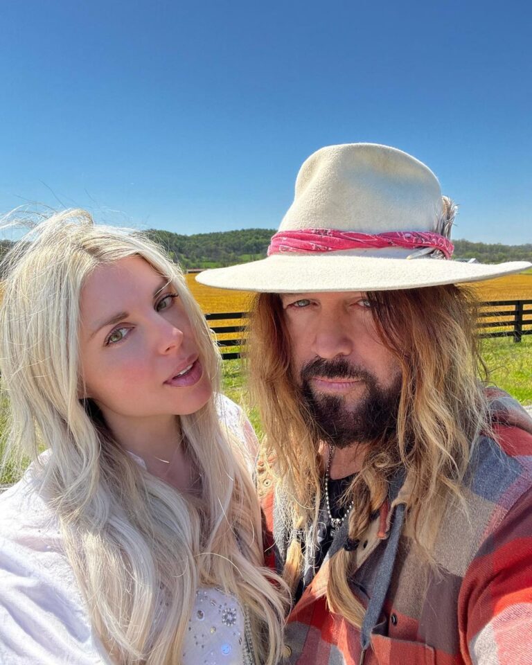 Billy Ray Cyrus's Fiancee FIREROSE Biography: Age, Songs, Wiki, Net Worth, Height, Husband