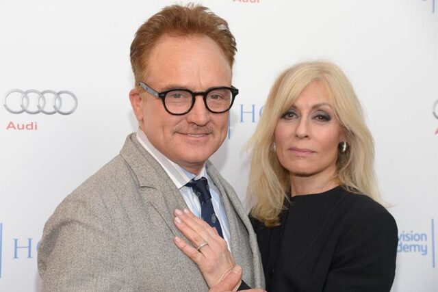 Bradley Whitford Biography, Wife, Age, Children, Net Worth, Parents, Movies, Height, Marvel, IMDb, Twitter, Wikipedia, Instagram