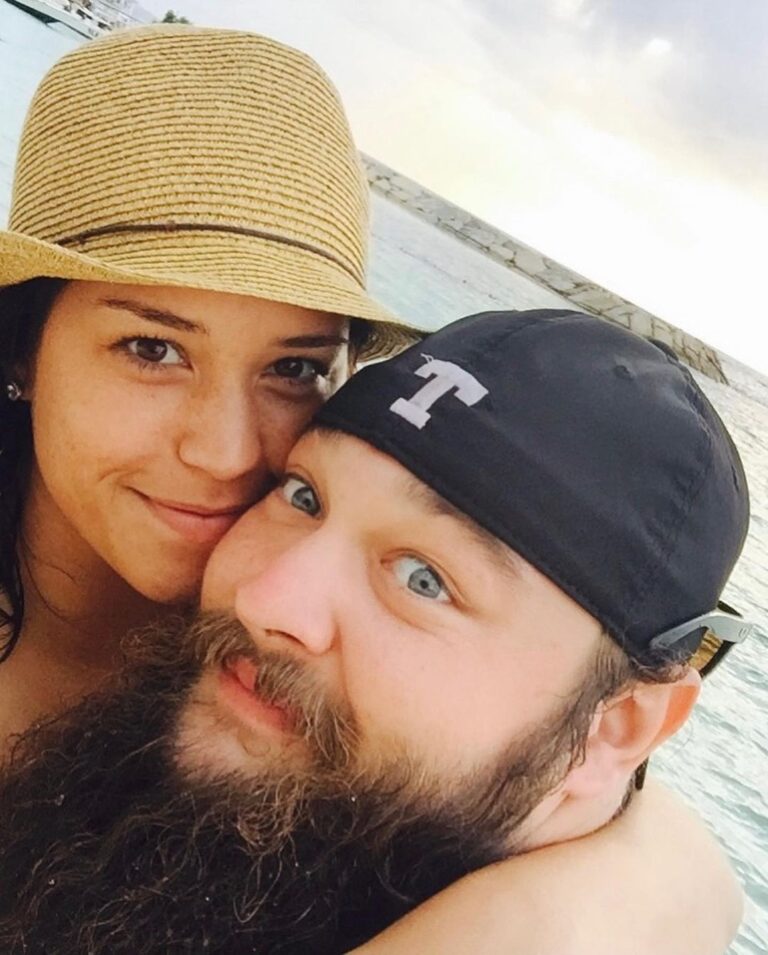 Bray Wyatt’s Ex-Wife, Samantha Rotunda Biography: Age, Net Worth, Instagram, Spouse, Height, Wiki, Parents, Siblings, Children, Career