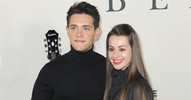 Casey Cott Bio, Age, Movies, Net Worth, Wedding, Partner, Instagram, Wife, Engaged Fiancée, Girlfriend, Wiki, Height