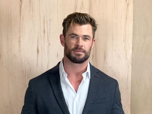 Chris Hemsworth Biography, Movies, Net Worth, Wife, Age, Height, Brother, Kids, Family, Thor, Instagram, IMDb, Hairstyle, Girlfriend, Tattoo, Wikipedia