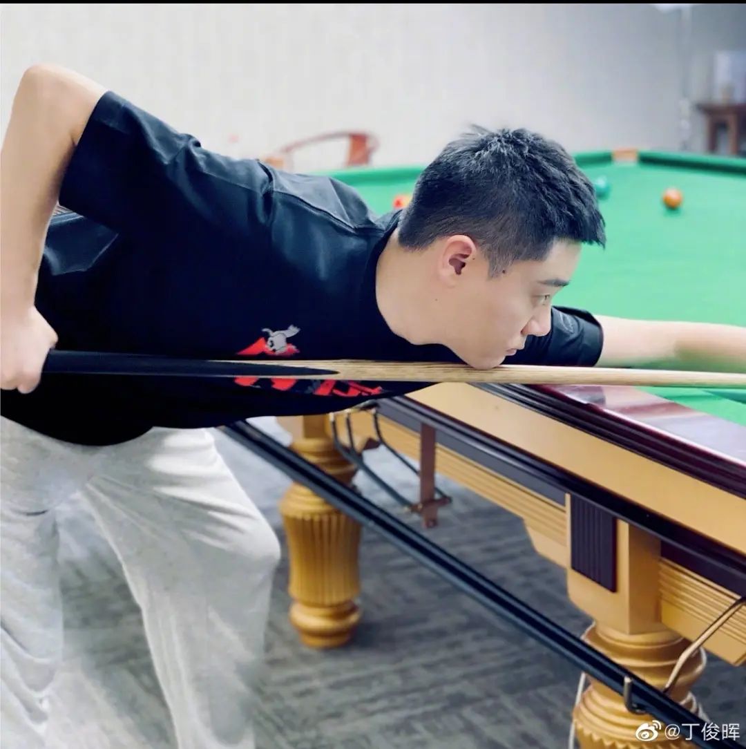 Ding Junhui Biography: Age, Net Worth, Instagram, Spouse, Height, Wikipedia, Parents, Siblings, Awards, Current Team