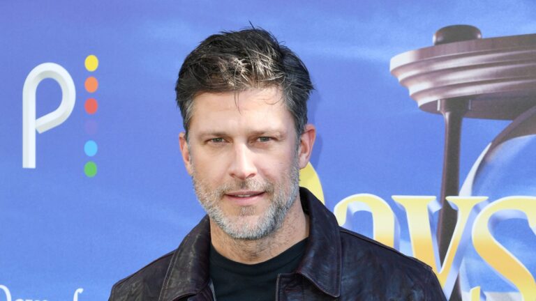 Greg Vaughan Biography: Wife, Net Worth, Children, Age, Instagram, Parents, Girlfriend, Height, Movies, TV Shows, IMDb, Wikipedia