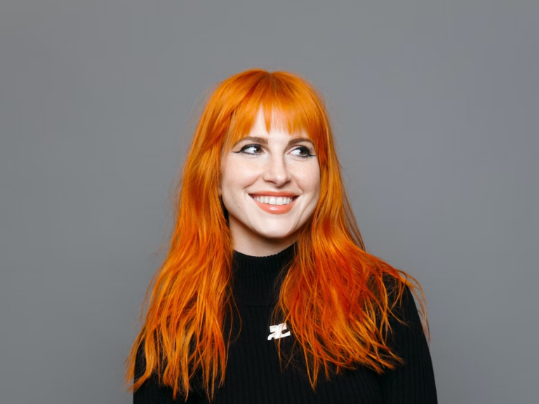 Hayley Williams Biography: Boyfriend, Songs, Net Worth, Age, Instagram, Albums, Height, Wikipedia, Photos