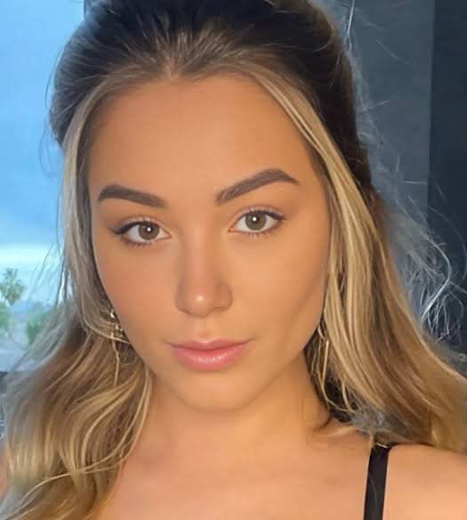 Heidi Gray Biography: Career, Instagram, Spouse, Relationship, Parents, Wiki, Net Worth, Age, OnlyFans