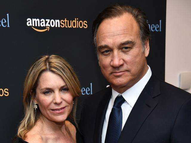 Jim Belushi's Wife Jennifer Sloan Biography: Net Worth, Age, Height, Wikipedia, Children, Movies