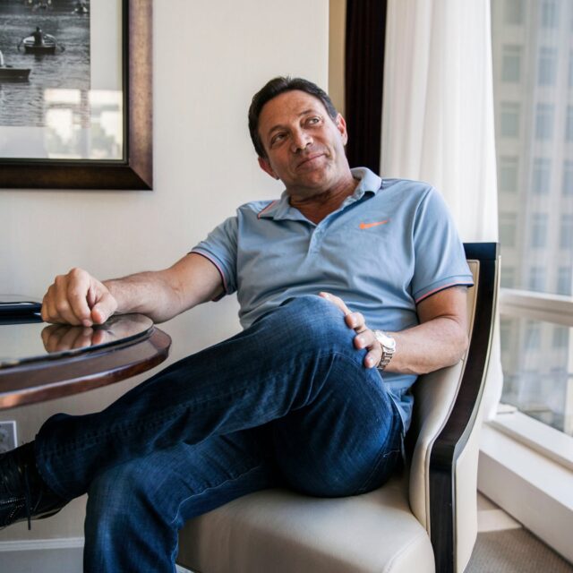 Jordan Belfort Biography, Ex-Wife, Books, Age, Net Worth, Yacht, House, Movies, Kids, Quotes, Songs, House, Wikipedia