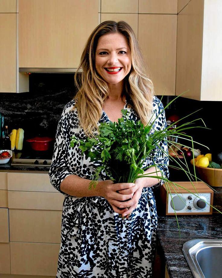 Julia Zemiro Biography: Age, Net Worth, Husband, Children, Parents, Siblings, Career, Movies, TV Shows, Awards, Wiki, Images