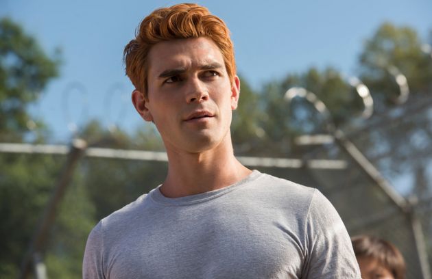 KJ Apa Bio, Movies, Net Worth, Tv Shows, Age, Dad, Tattoos, IMDb, Girlfriend, Height