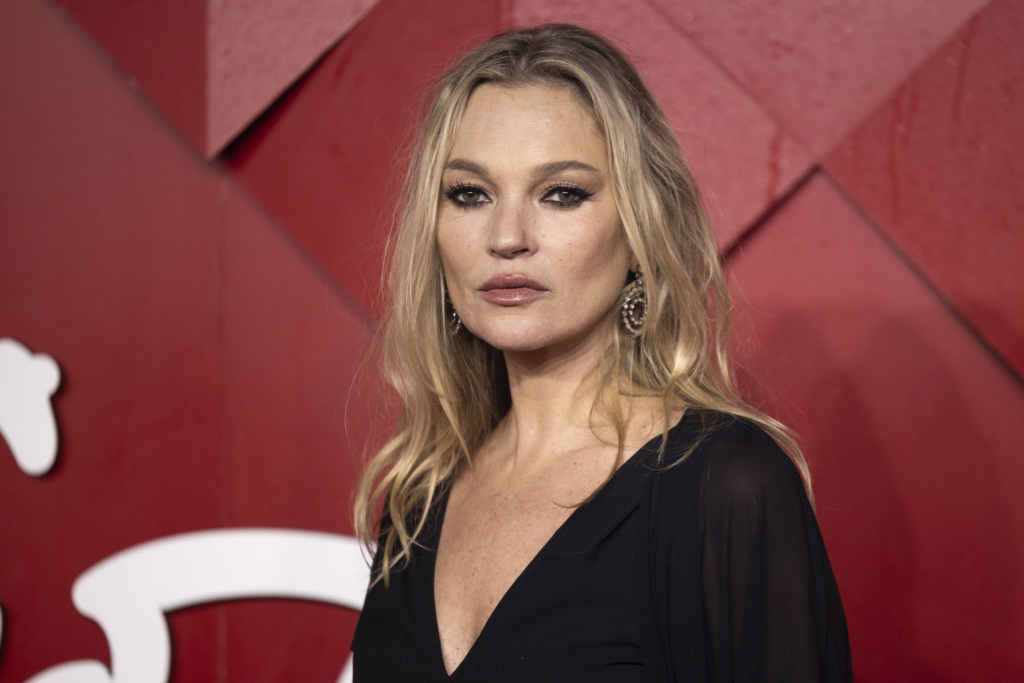 Kate Moss Biography: Husband, Height, Age, Movies, Net Worth, Children, Daughter, Parents