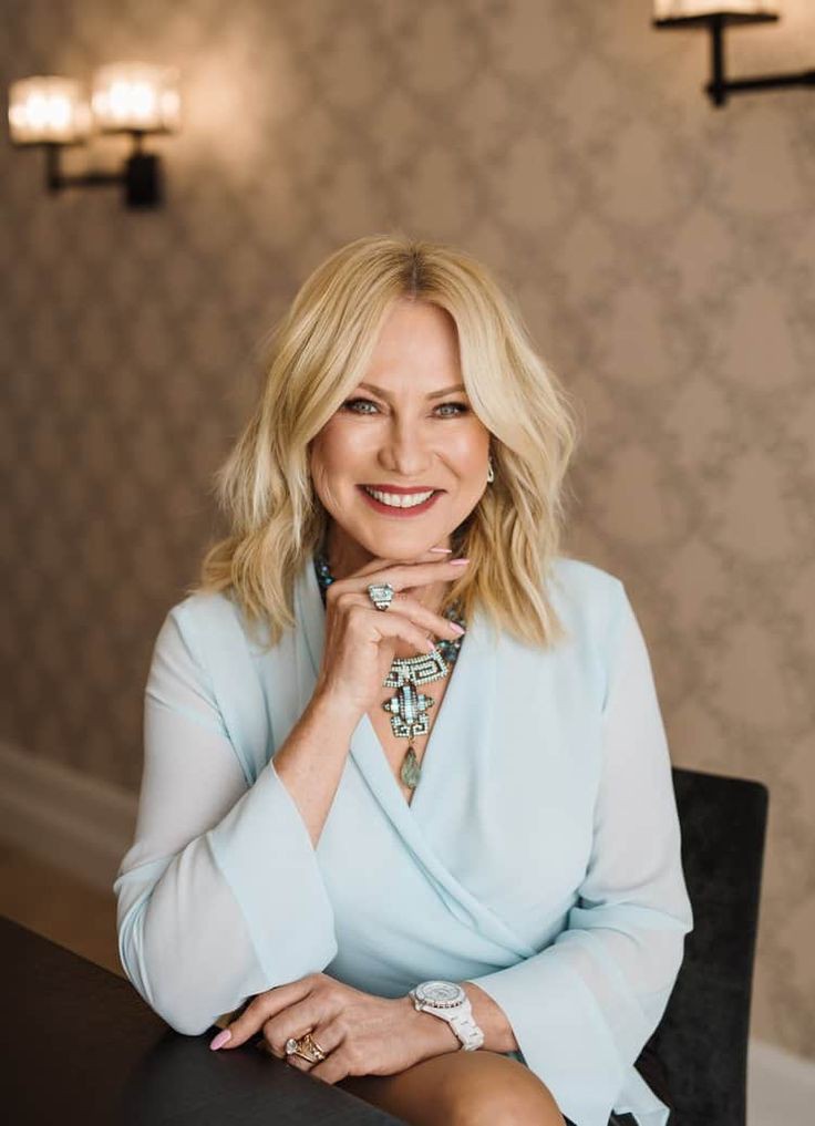 Kerri-Anne Kennerley Biography: Age, Net Worth, Wife, Children, Parents, Siblings, Career, Movies, Songs, Awards, Wiki, Pictures